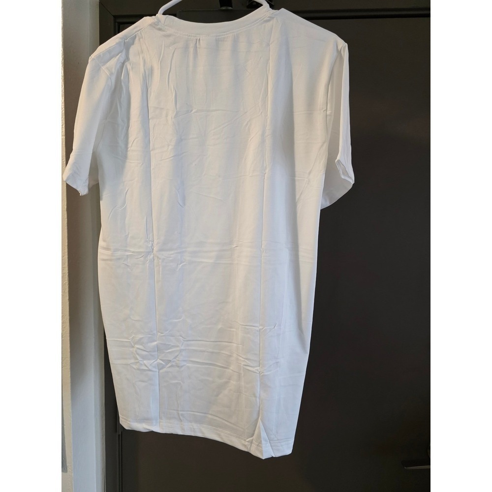Womens White Kitten Graphic Crew Neck T-Shirt,Short Sleeve Polyester Size Medium - Picture 2 of 5